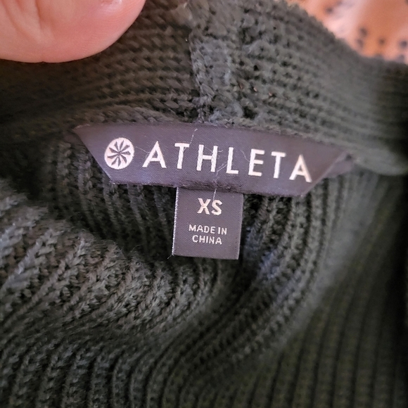 VGUC Athleta Switchback Pullover Sweater Oversized Knit Black XSmall - Picture 6 of 10